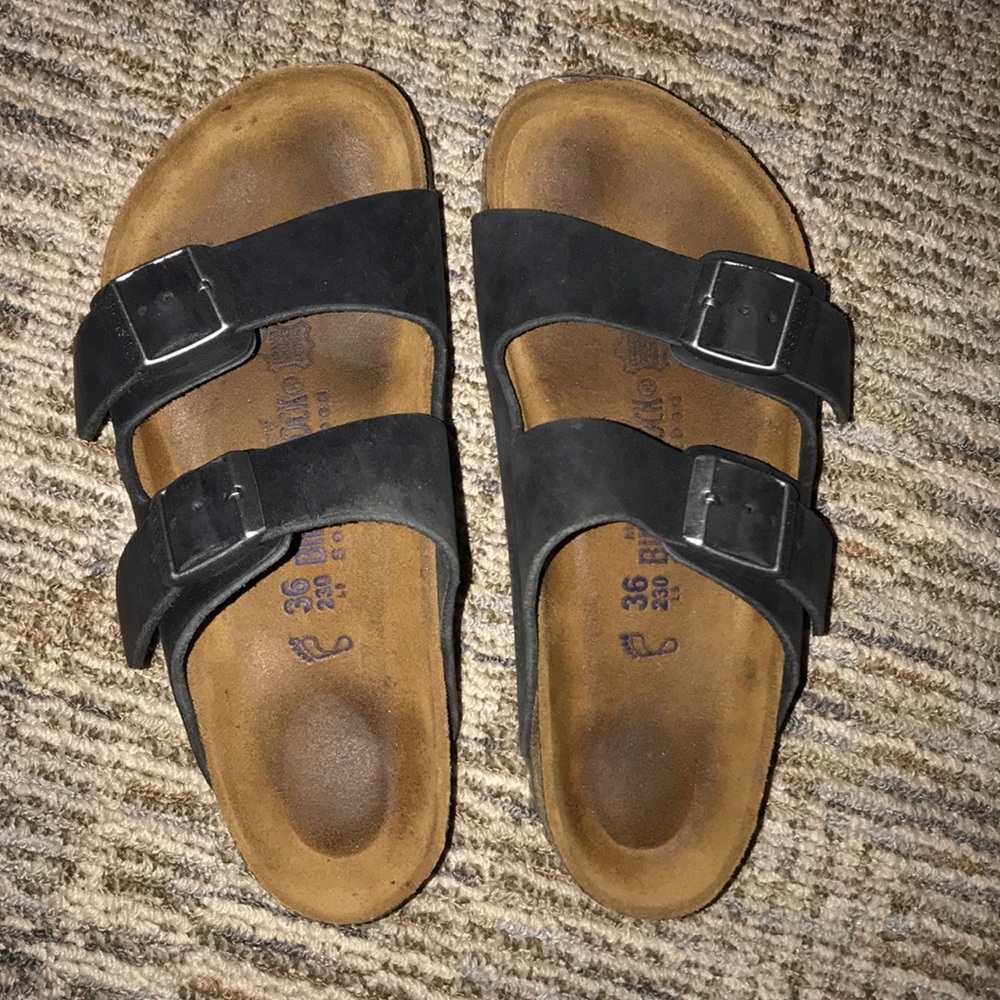 Black Birkenstock Arizona 2 strap sandals